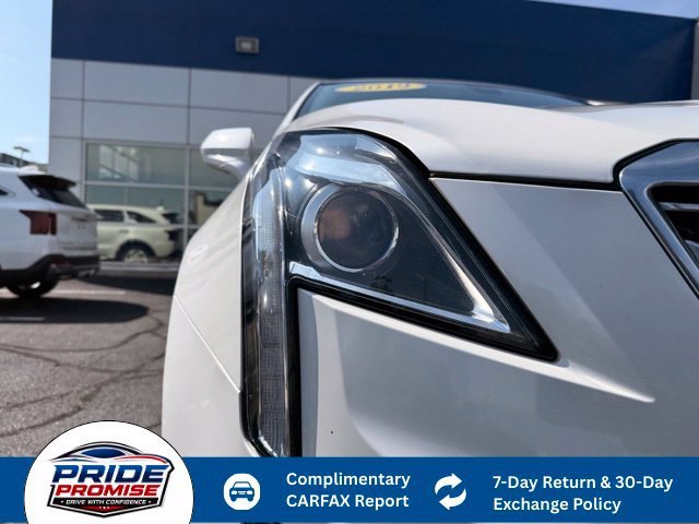 Used 2019 CRYSTAL WHITE TRICOAT Cadillac Luxury AWD image 11