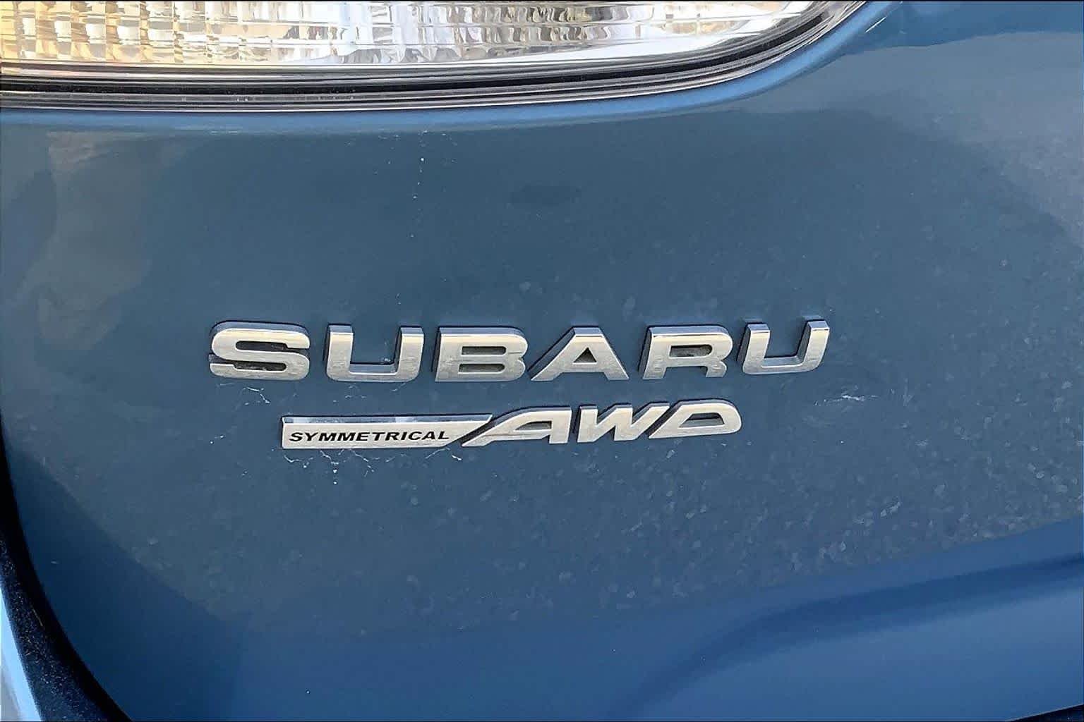 Used 2019 Horizon Blue Pearl Subaru  image 30