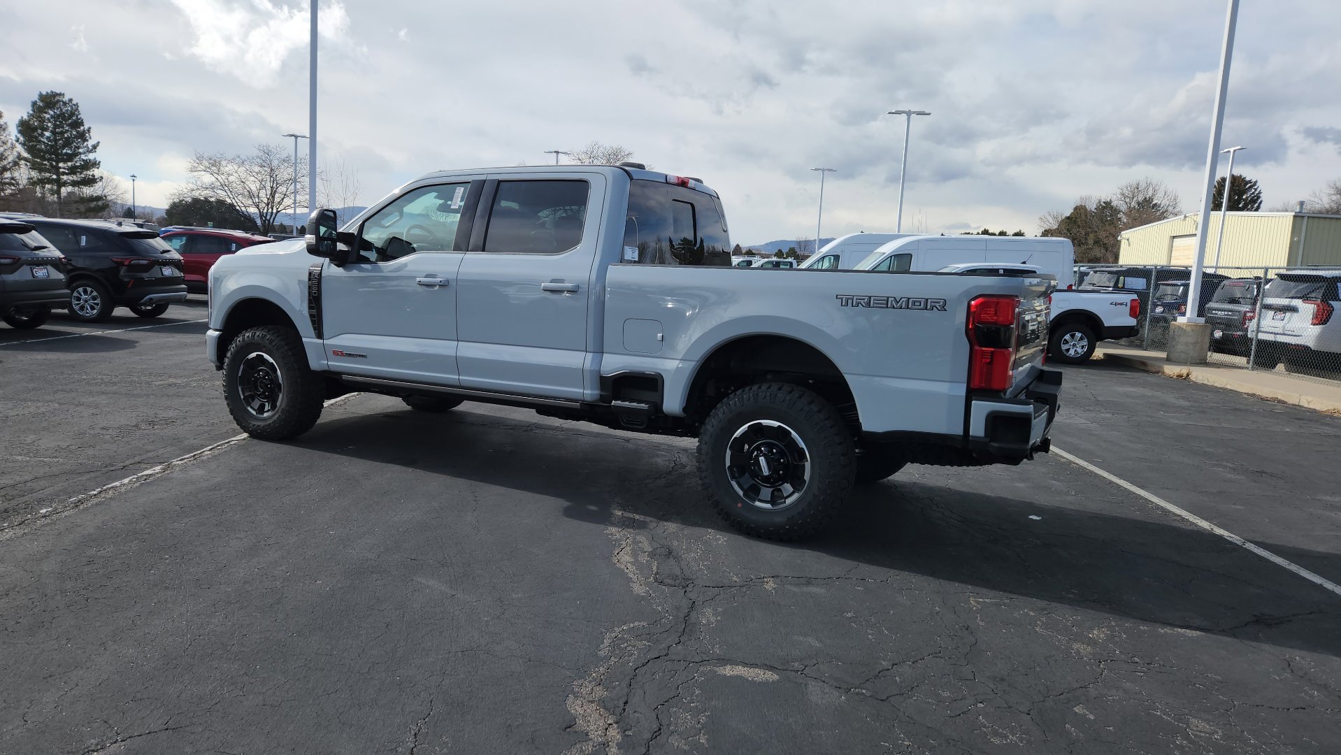 New 2026 Avalanche Ford Platinum image 9