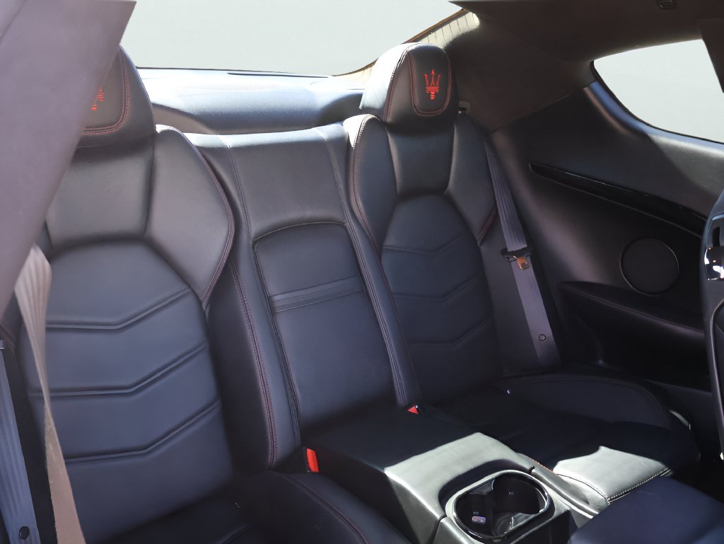 Used 2018 White Maserati Sport image 14
