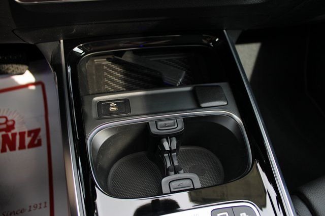 2025 Mercedes-Benz GLB Base - Photo 27