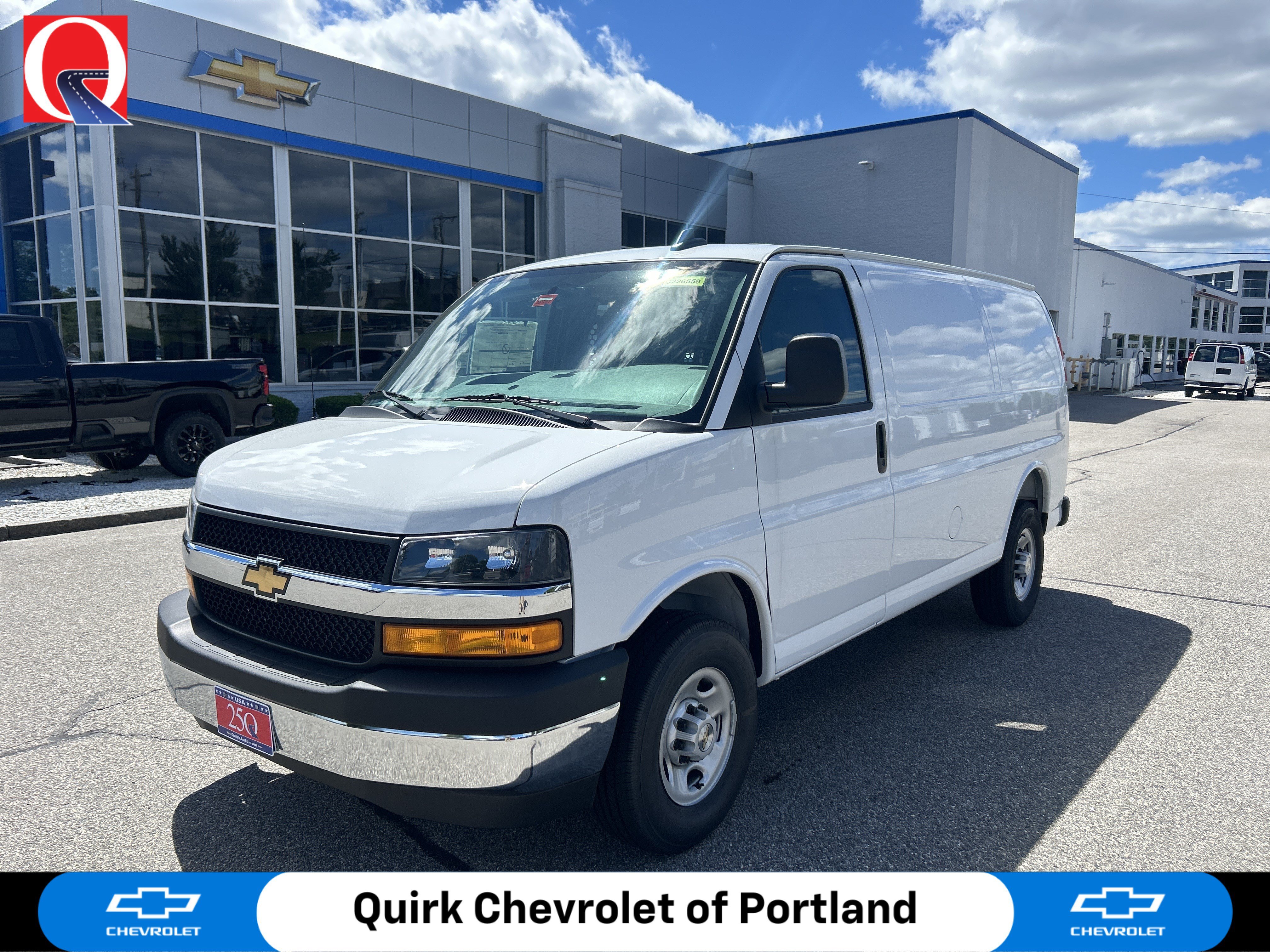 New 2026 Summit White Chevrolet WT image 1