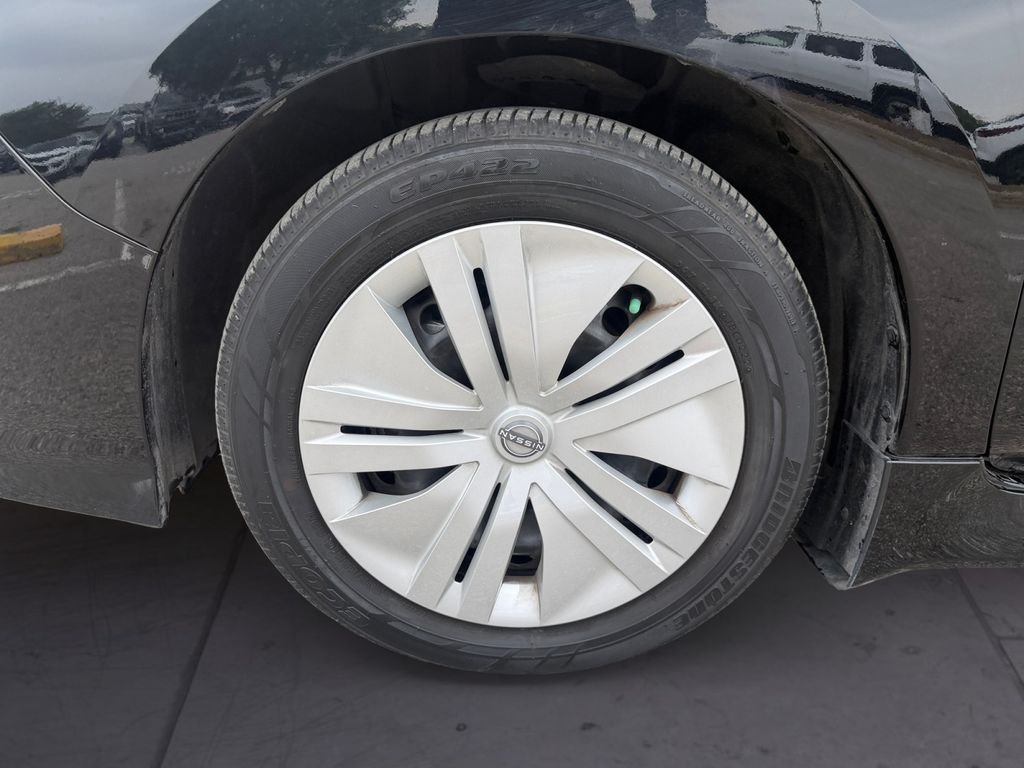 Used 2023 Black Nissan S image 9