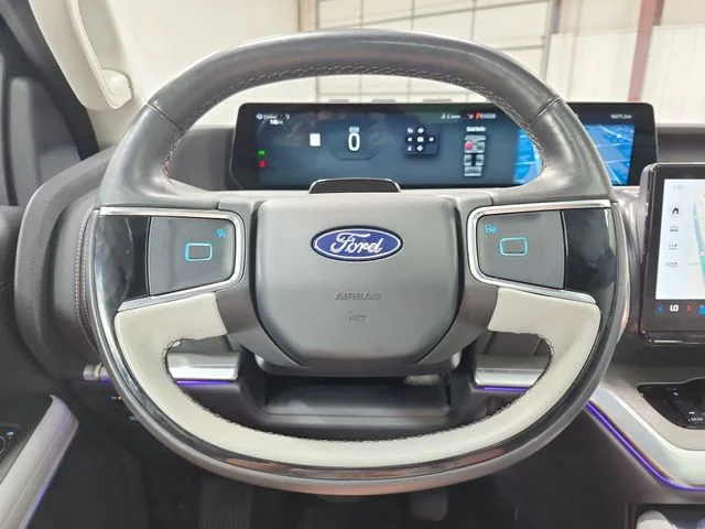 Used 2025 Black Ford Platinum image 23