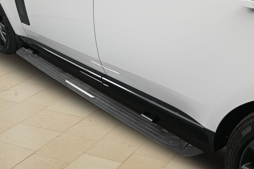 2026 Land Rover Range Rover SV - Photo 13