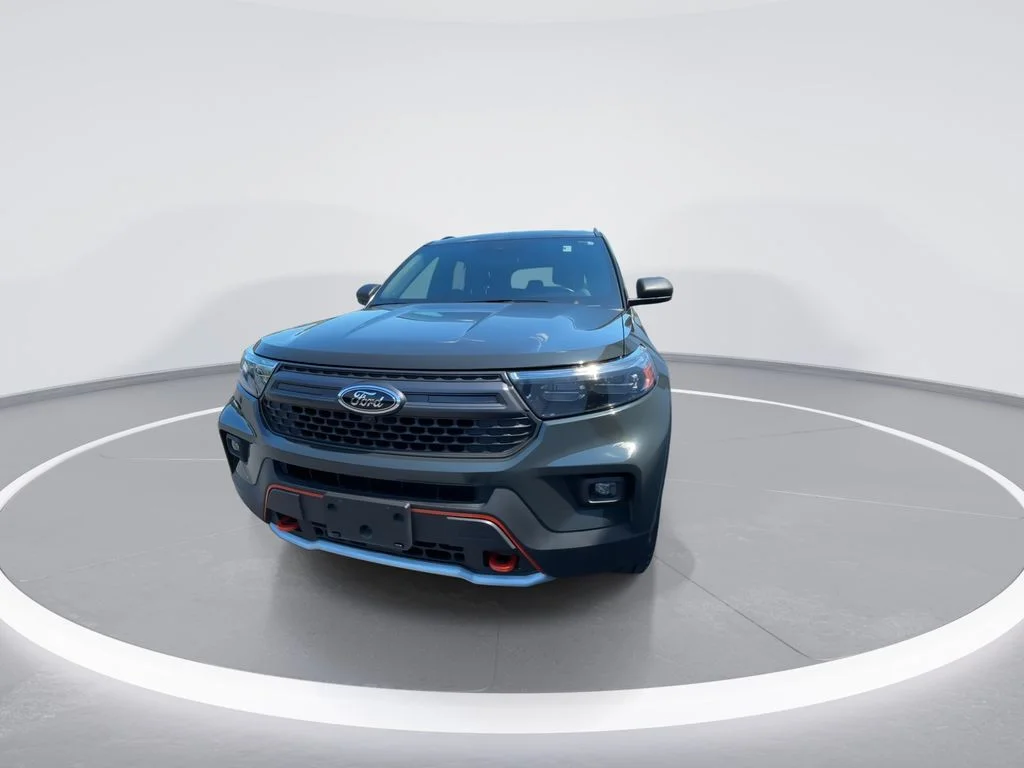 Used 2022 Green Ford Timberline image 3
