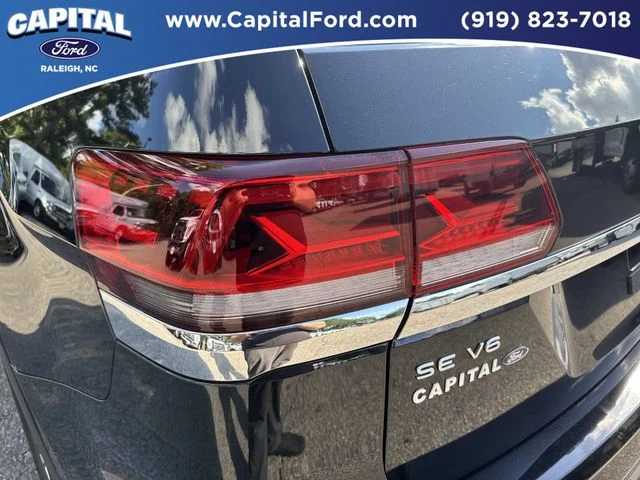 Used 2023  Volkswagen 3.6L V6 SE w/Technology image 15