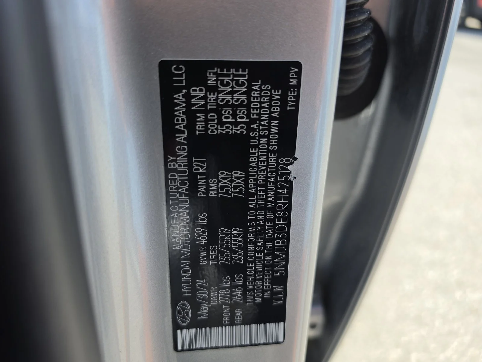 Used 2024 Silver Hyundai SEL image 41