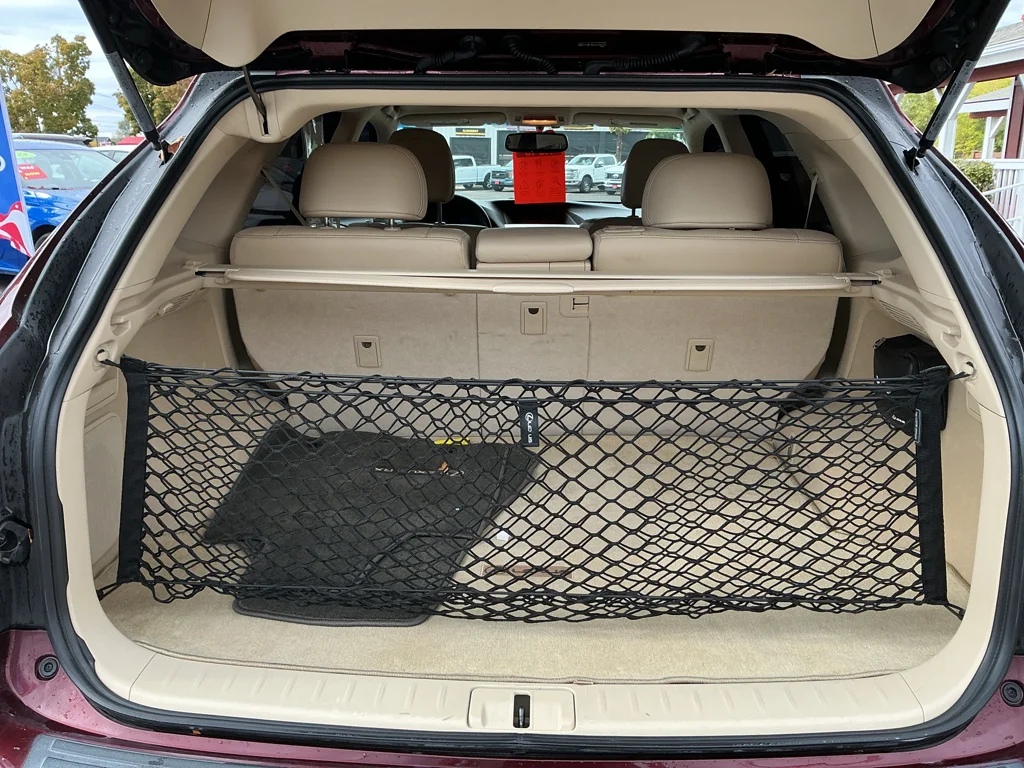 Used 2013 Claret Mica Lexus Base image 10