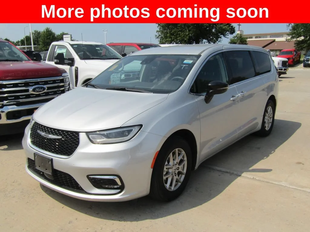 2024 Chrysler Pacifica