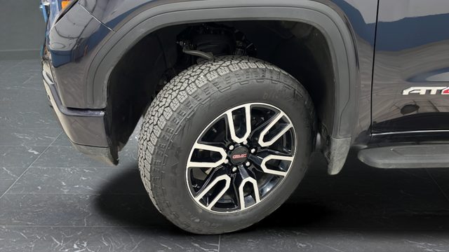 Used 2026 Titanium Rush Metallic GMC AT4 image 40