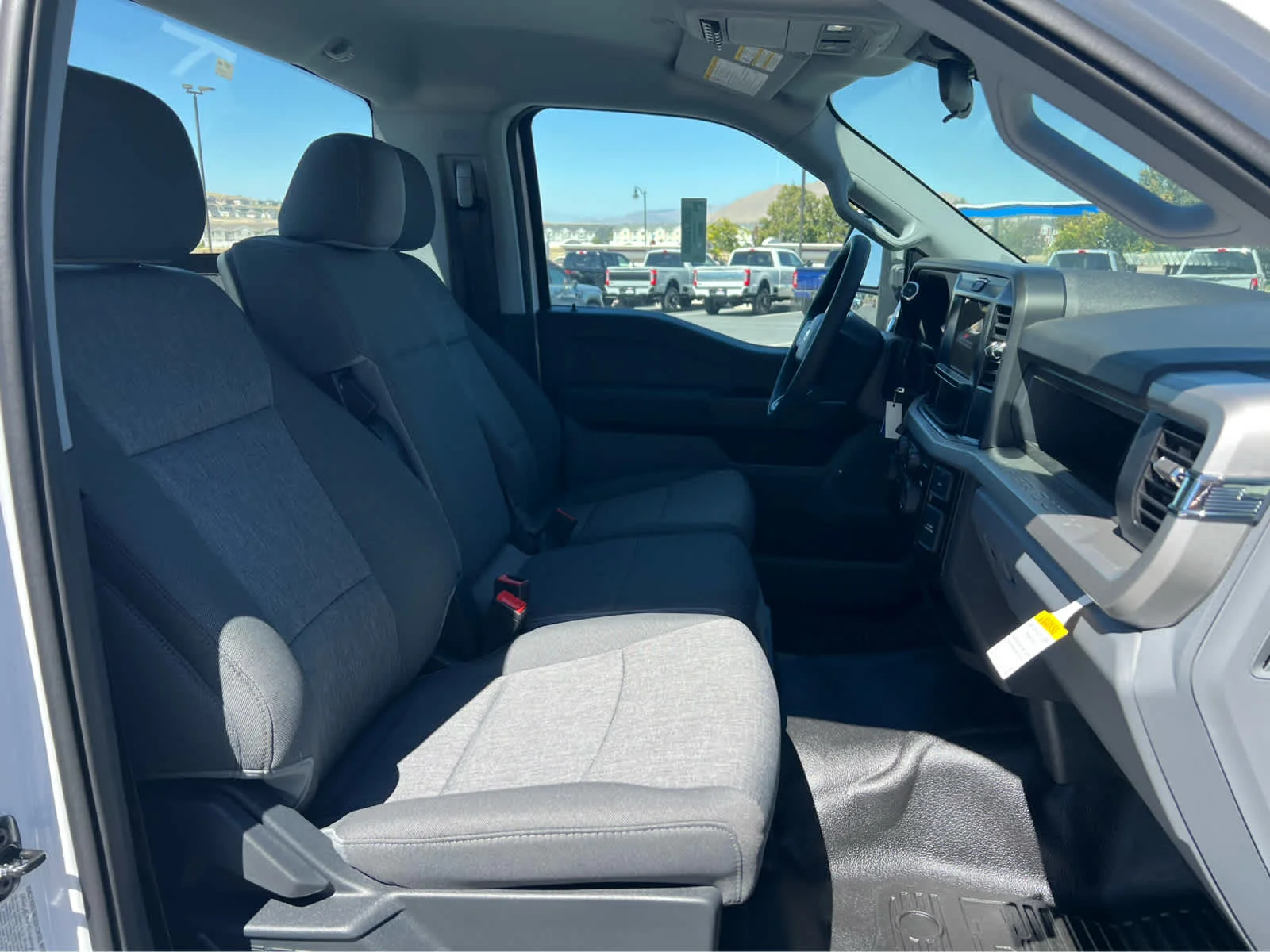 New 2026 Oxford White Ford F-550® XL image 6