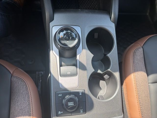 New 2026 Velocity Blue Metallic Ford Outer Banks® image 20