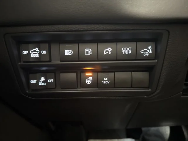 2025 Toyota Tundra Platinum - Photo 21