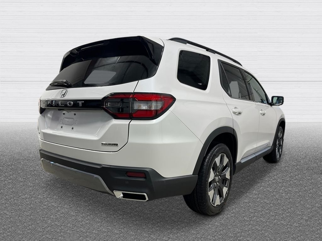 New 2026 Platinum White Pearl Honda AWD Touring image 5