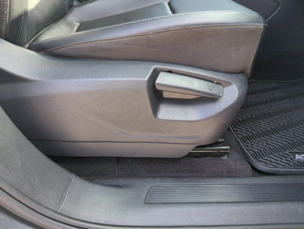 Used 2018  Volkswagen 3.6L V6 SE image 36