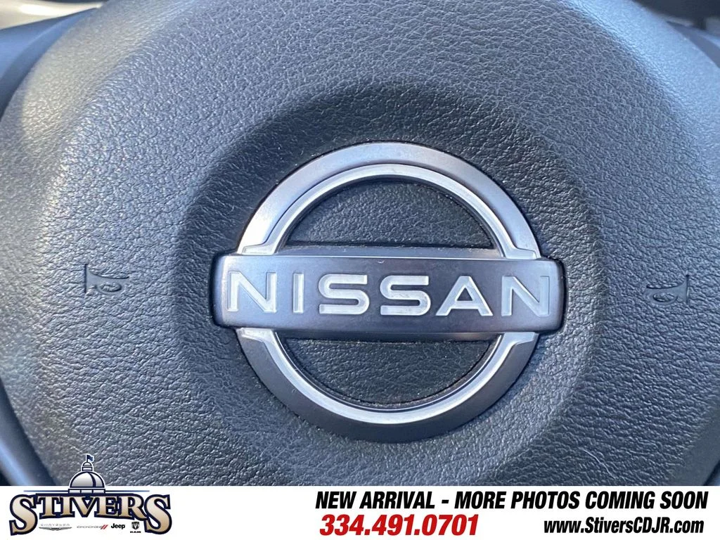 Used 2023 Red Nissan SV image 30