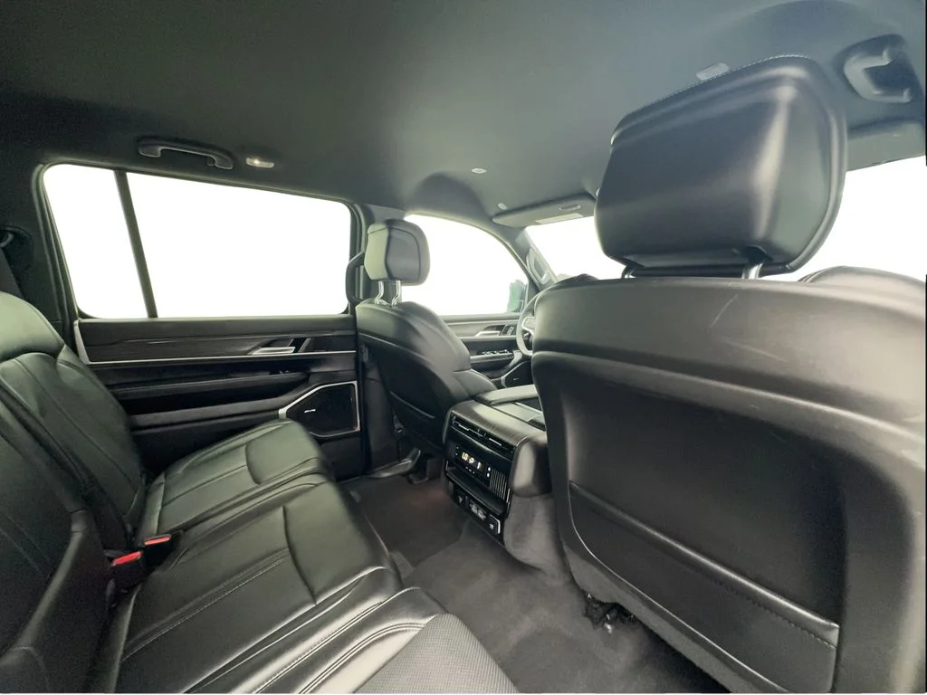 Used 2024 White Jeep Series II image 30