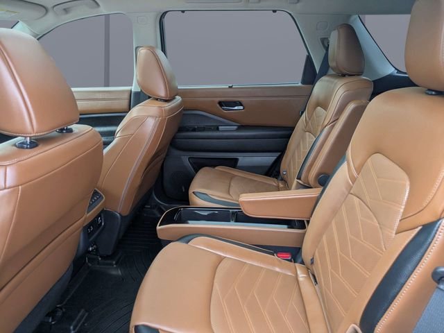 Used 2024 Beige Nissan Platinum image 14