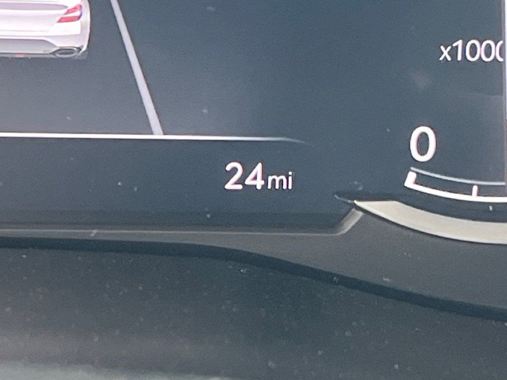 2026 GENESIS G70 Standard - Photo 27