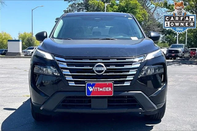 Used 2024 Super Black Nissan S image 3