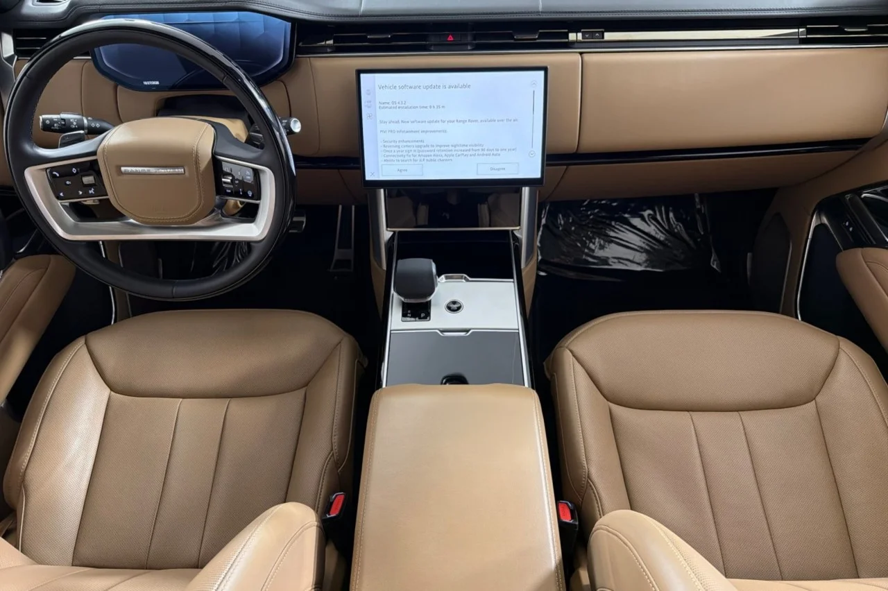 Used 2024 WHITE Land Rover Autobiography image 12