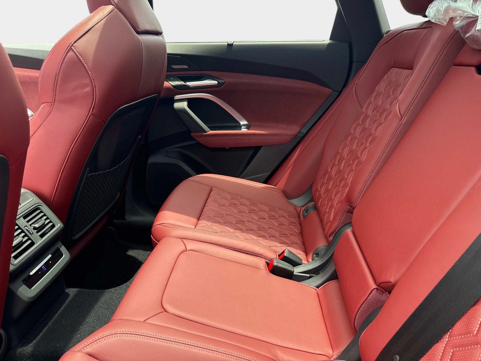 New 2026 Glacier White Metallic Audi Premium Plus image 13