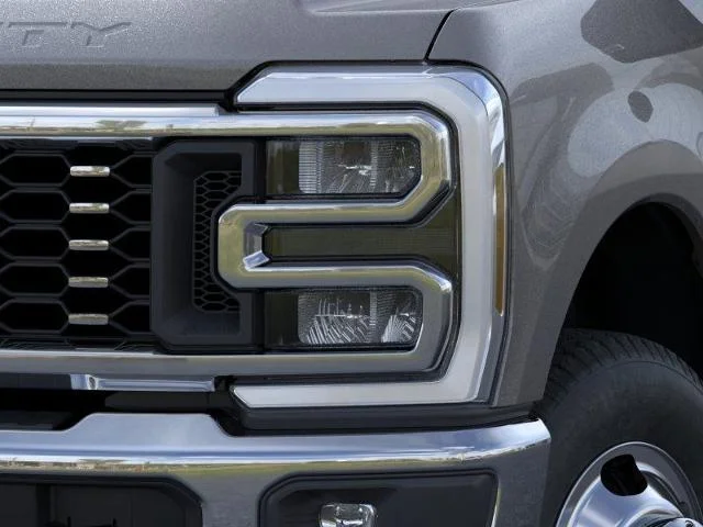 New 2026 Carbonized Gray Metallic Ford F-350® Lariat® image 40
