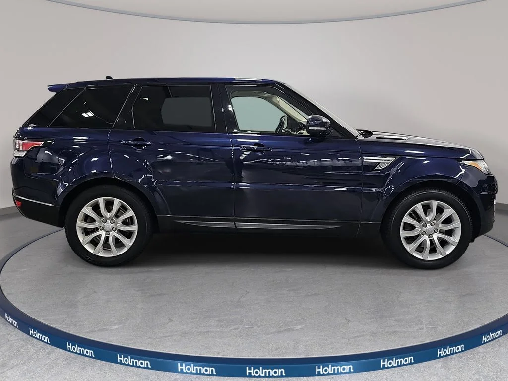 Used 2016 Blue Land Rover HSE Td6 image 5
