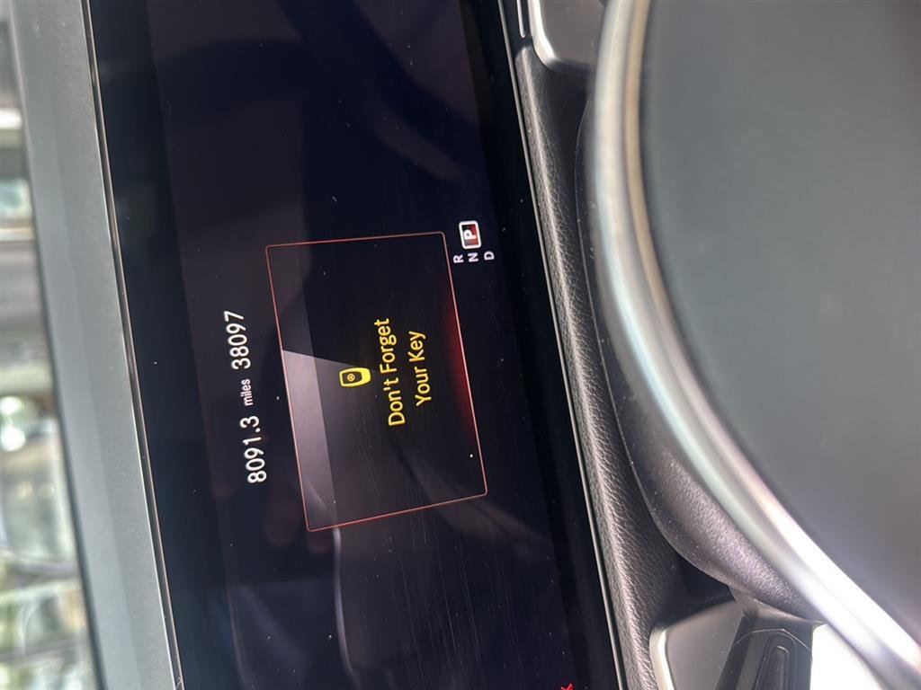 Certified Used 2023 Polar White Mercedes-Benz GLB 250 image 17