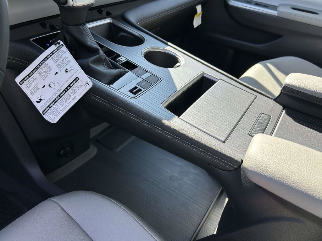 New 2026 Wind Chill Pearl Toyota XLE image 19