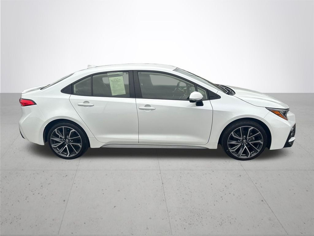 Used 2022 Pearl Toyota SE image 6