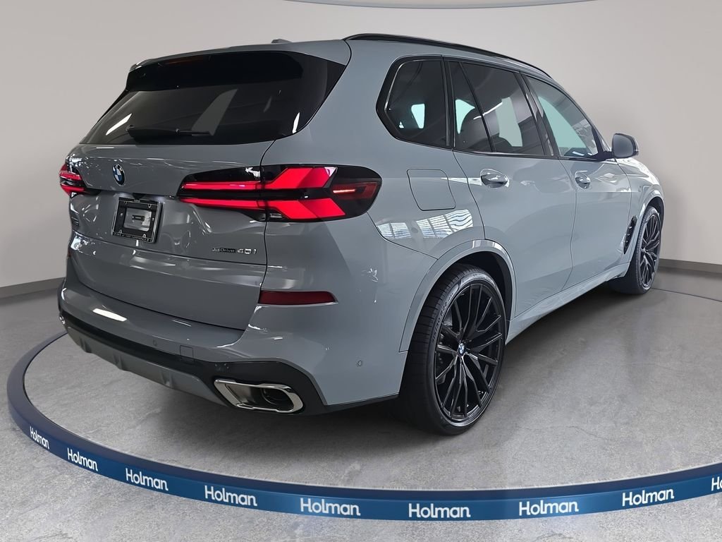 New 2026 Brooklyn Grey Metallic BMW sDrive40i image 4