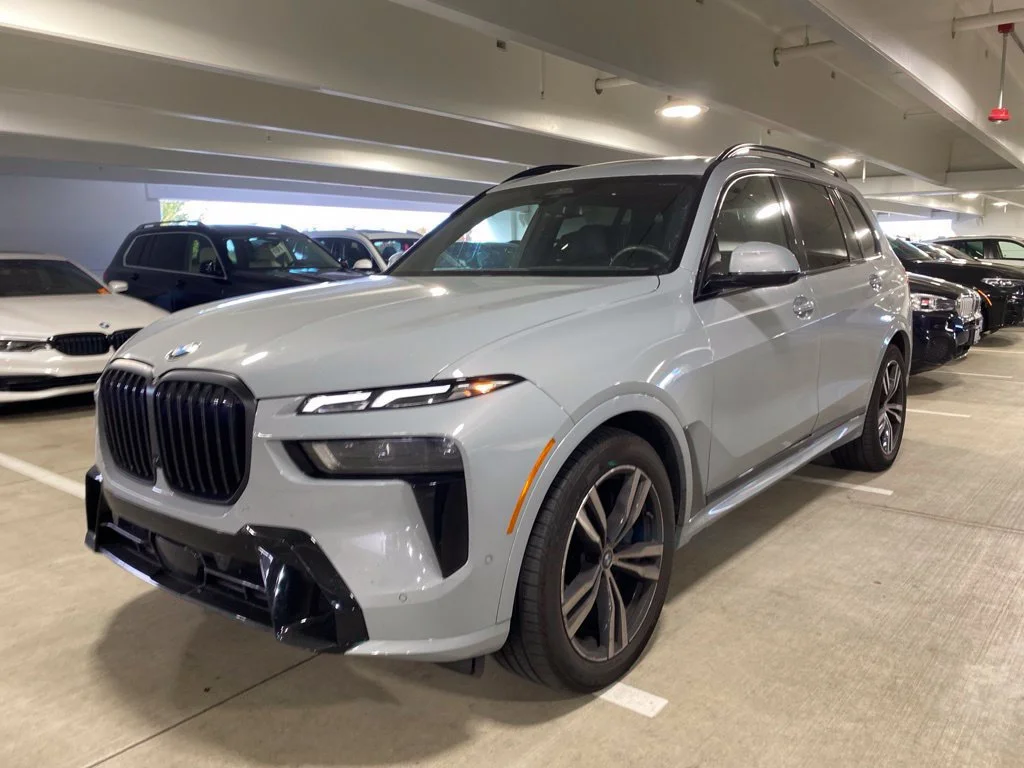 2025 BMW X7