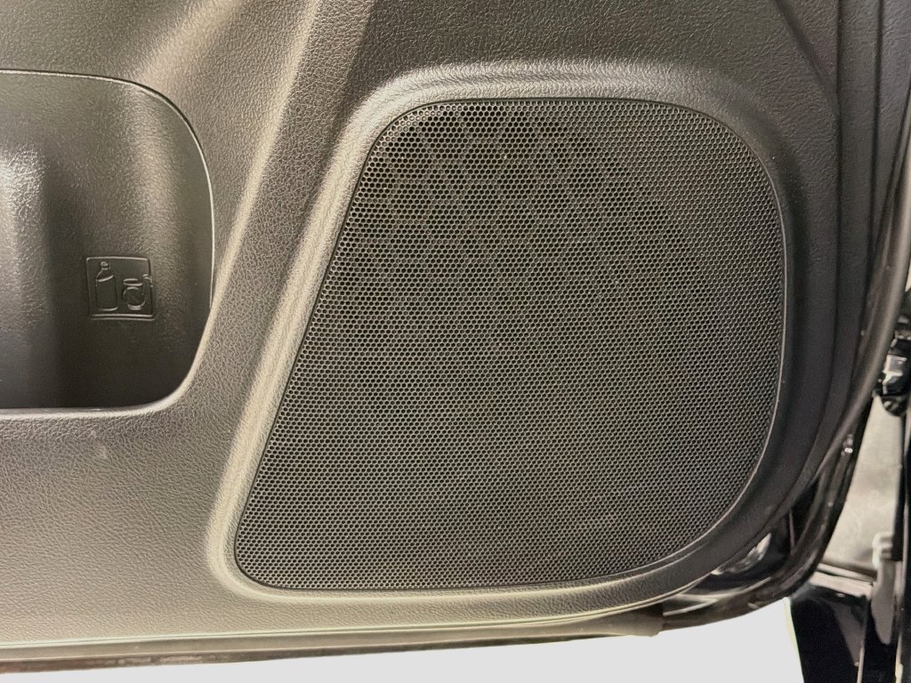 Used 2023 Black Lexus 460 image 19