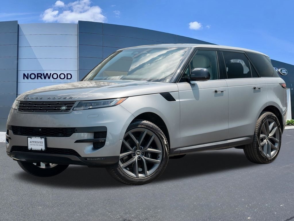 Certified Used 2025 Gray Land Rover SE image 1