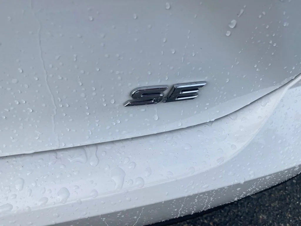 Used 2025 White Toyota SE image 14