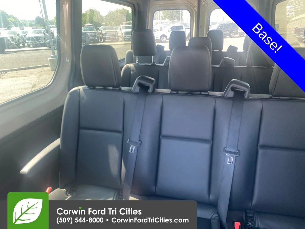 Used 2023 Yellow Mercedes-Benz Passenger 144 WB image 6