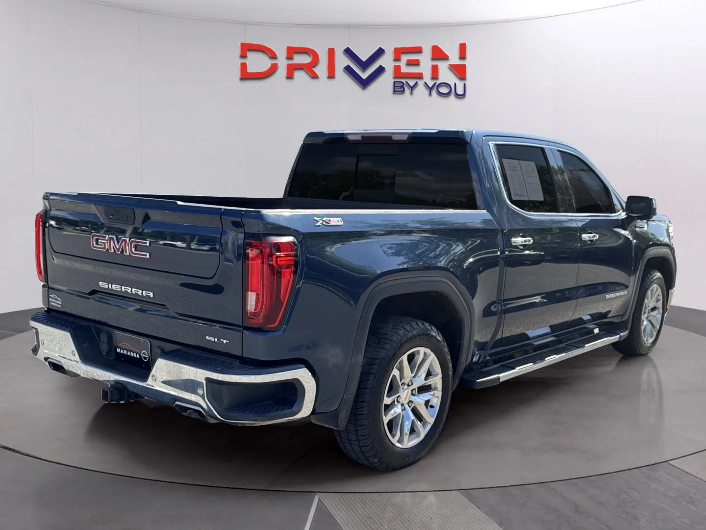 Used 2019 Pacific Blue Metallic GMC SLT image 6