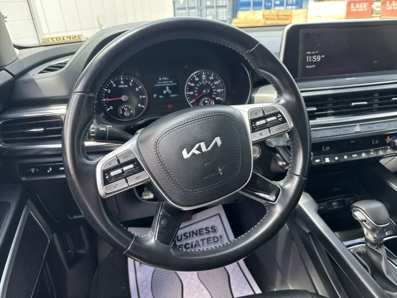 Used 2022 Gravity Grey Kia LX image 22