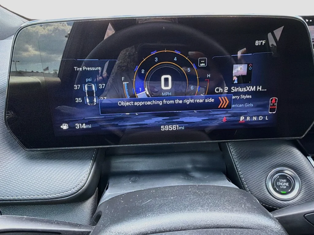 Used 2025 Gray Chevrolet LT image 39