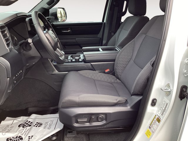 2026 Toyota Tundra SR5 - Photo 9