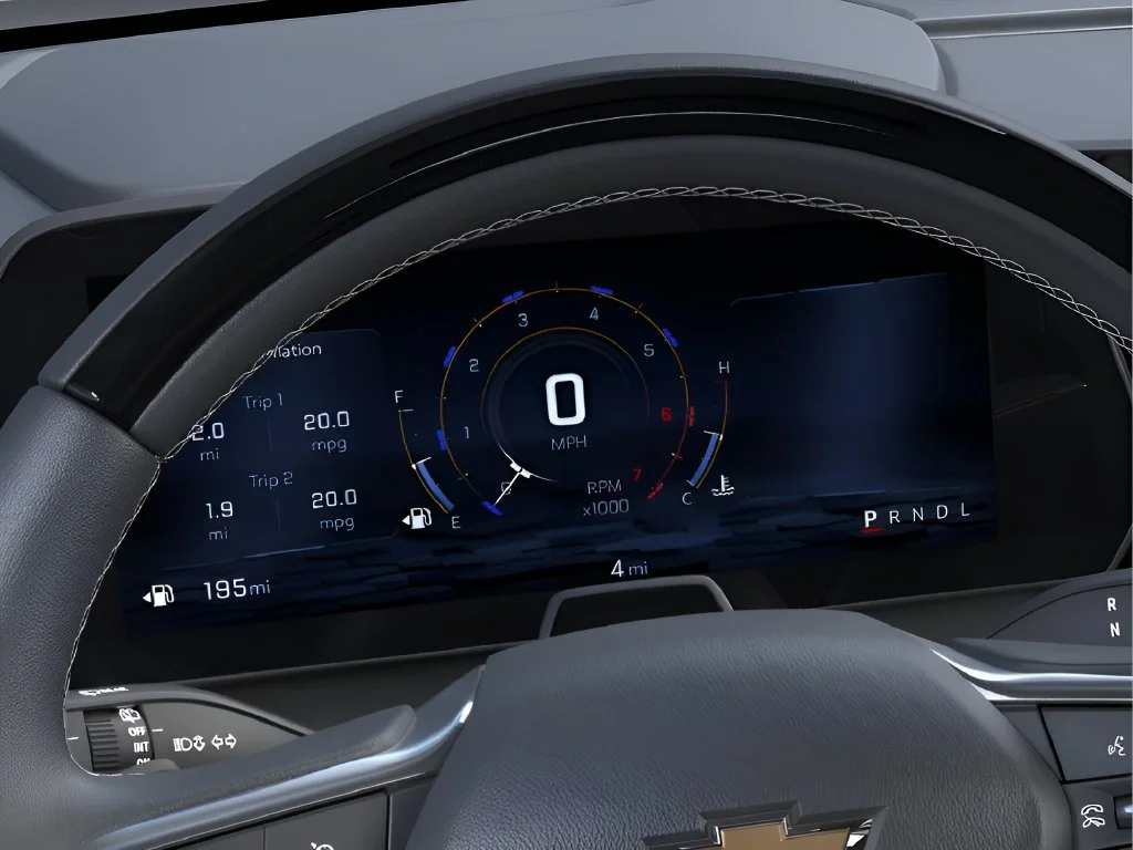 New 2027 Polar White Tricoat Chevrolet LT image 18