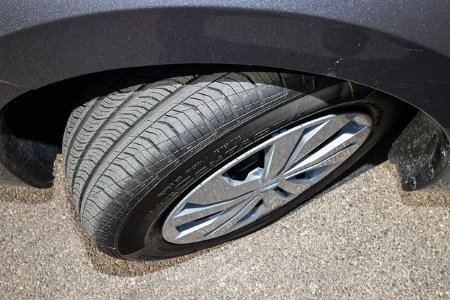 New 2025 Gray Nissan 1.6 S image 11