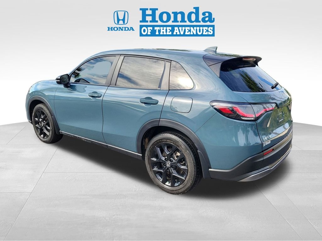 Used 2025  Honda Sport image 3