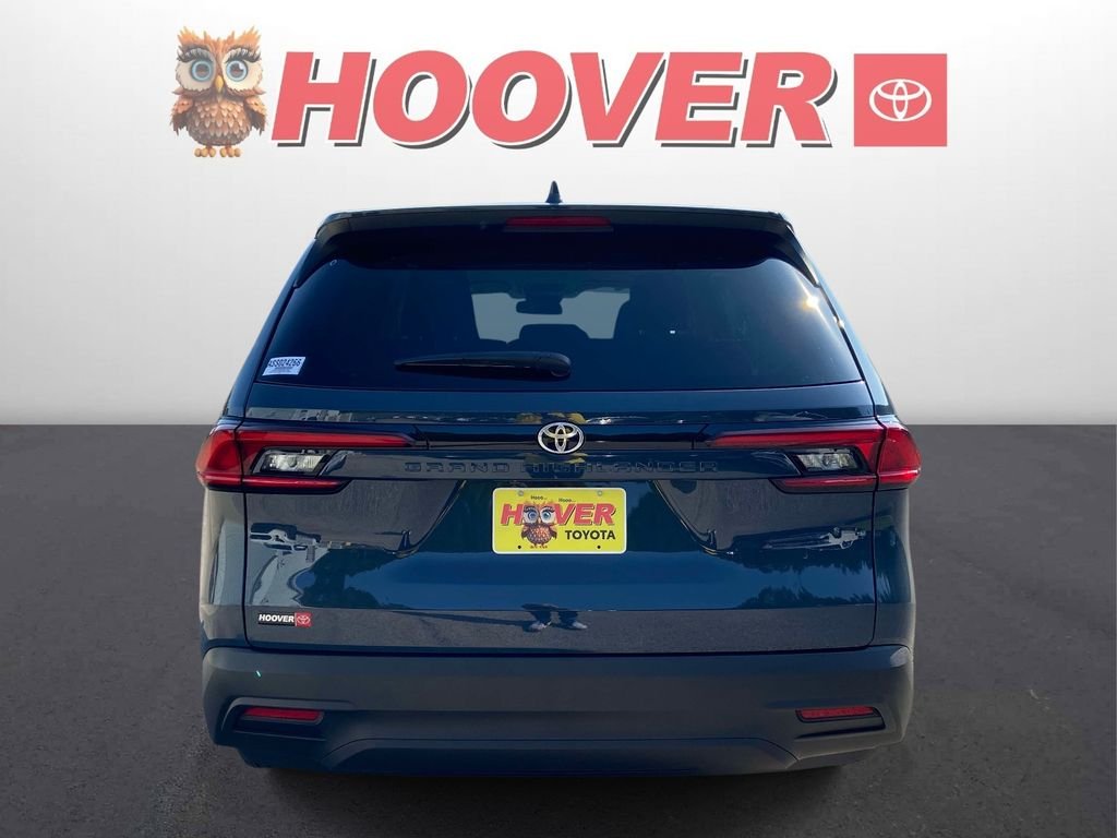 Used 2025 White Toyota LE image 9