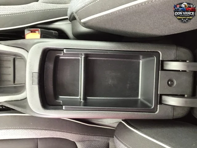 Used 2025 White Chevrolet LT image 25
