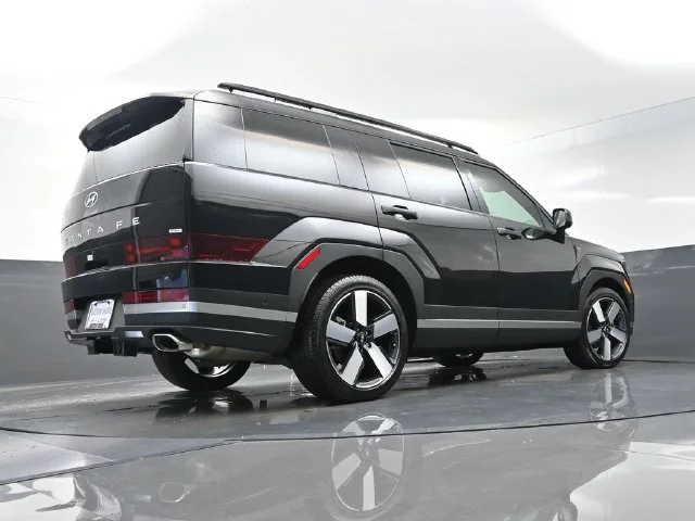 Used 2025 Black Hyundai Limited image 35