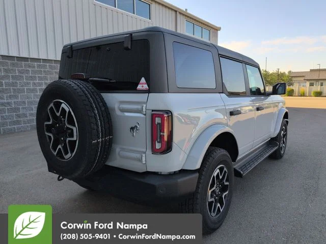 New 2026 Avalanche Ford Outer Banks image 3