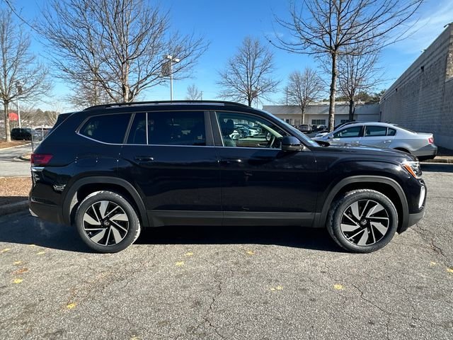 New 2026 Black Volkswagen 2.0T SE w/Technology image 8